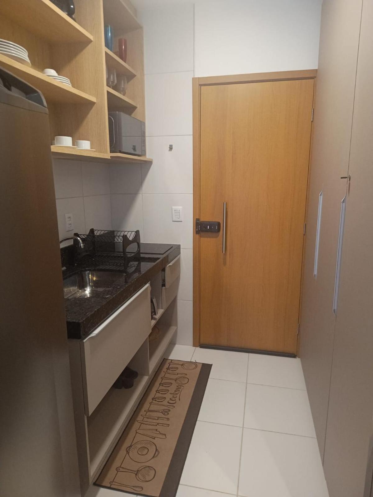 Flat Makia Em Muro Alto,