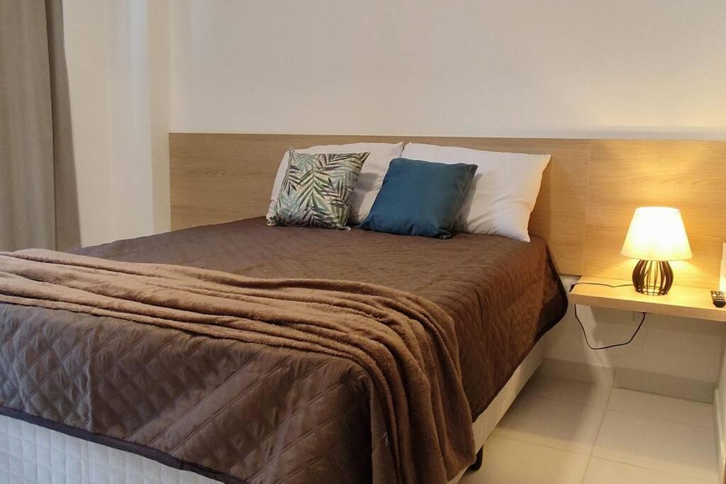 Flat Makia Em Muro Alto,